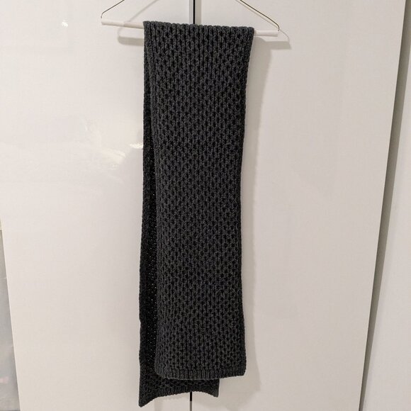 Christopher Fischer Chunky Soft Wool Charcoal Gray Scarf - Picture 6 of 8